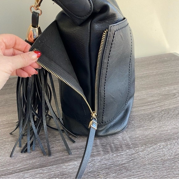 MIZTIQUE Black Vegan Leather Large Tote Handbag Pockets Lined - Picture 4 of 15